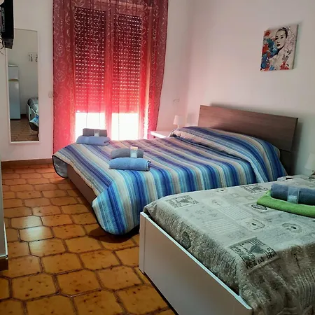 לינה וארוחת בוקר Bed And Fly Aeroporto Reception H24 קטאניה